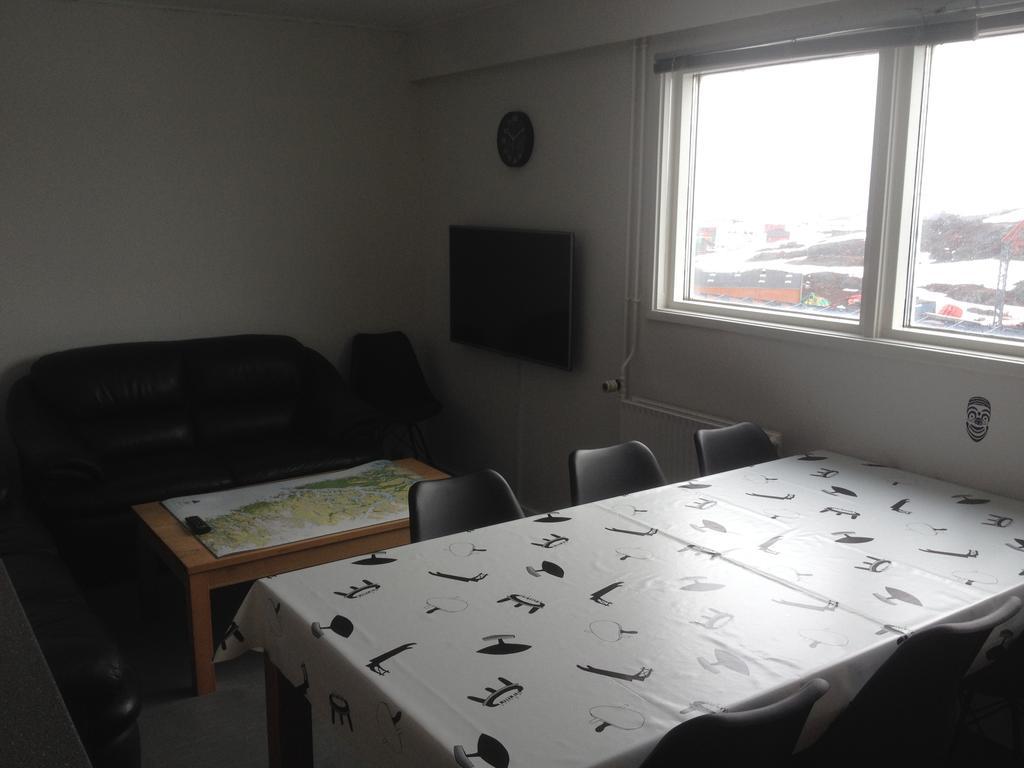 Vandrehuset 2 Og 3 Nuuk Ngoại thất bức ảnh